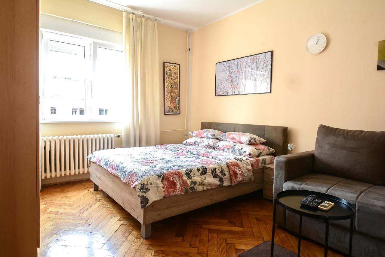 Apartment Petra 071 ベオグラード エクステリア 写真