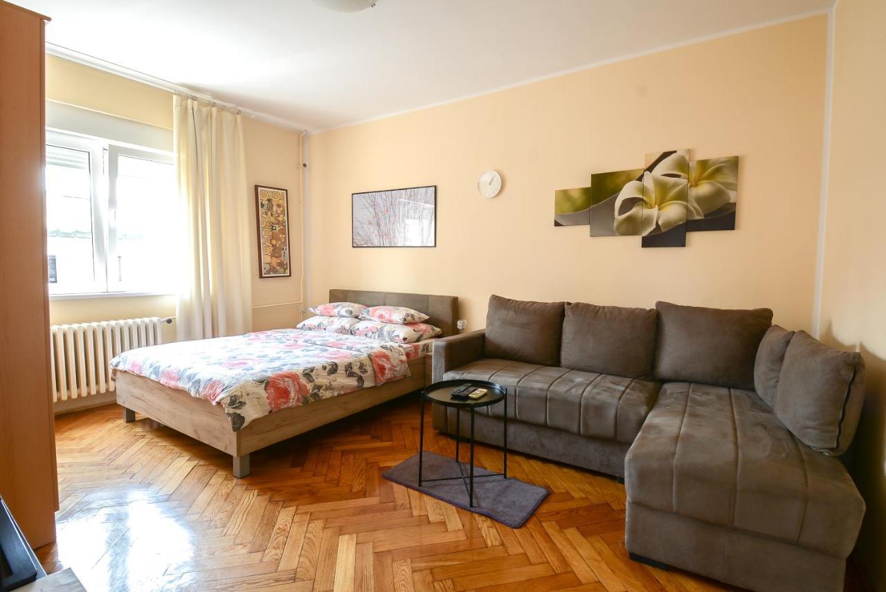Apartment Petra 071 ベオグラード エクステリア 写真