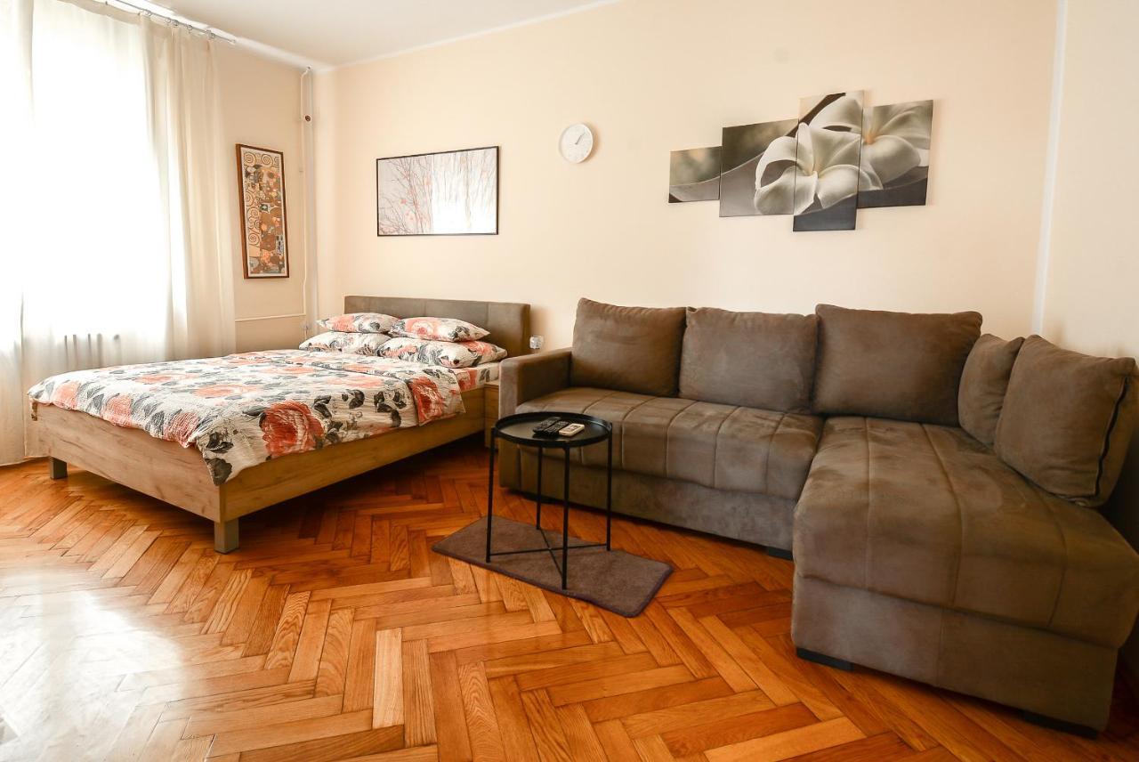 Apartment Petra 071 ベオグラード エクステリア 写真